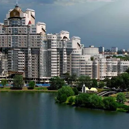 Апартаменти Storozhovskaya Str.6