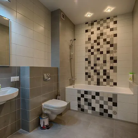 Апартаменти Storozhovskaya Str.6 *