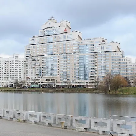 Апартаменти Storozhovskaya Str.6 *