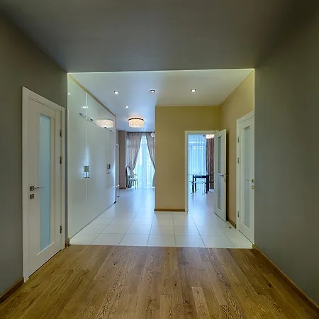 Storozhovskaya Str.6 Apartment